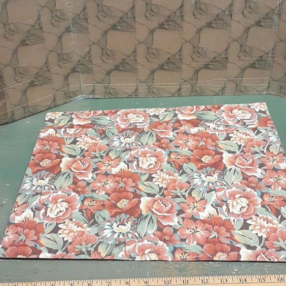 6 pc rustic farmhouse autumn placemats, bun basket, acorn candle "Thanks" bundle - Picture 9 of 12